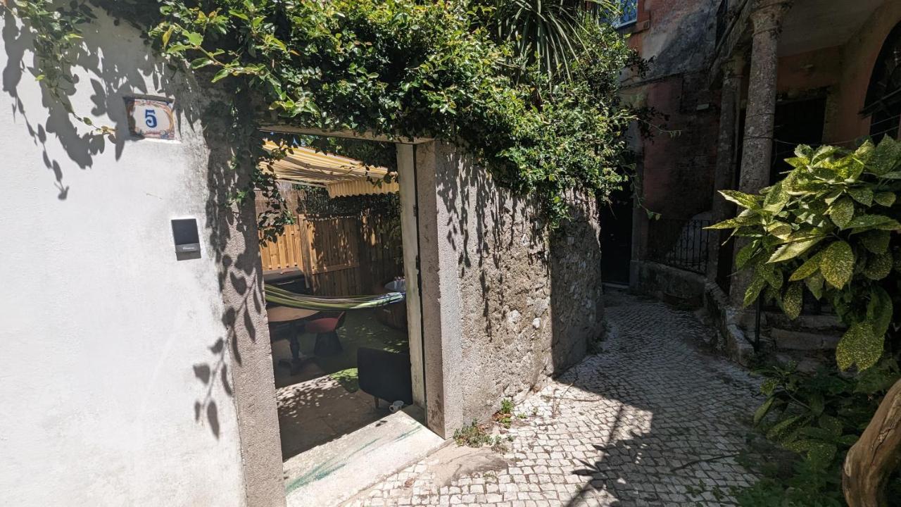 Tiny Smart Home, Private Garden & Outside Jacuzzi. Center Sintra! Екстериор снимка